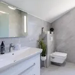 Apartman View