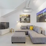 View Apartman Sutivan
