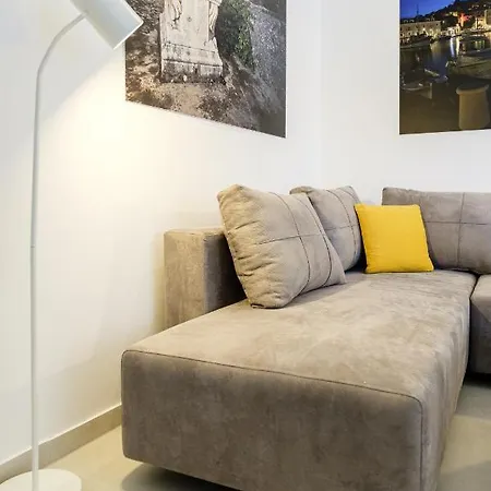 View Apartment *